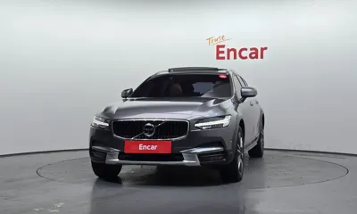 Volvo V90