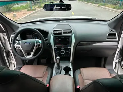 Ford Explorer (Import)