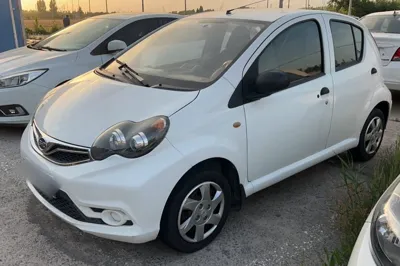 BYD F0