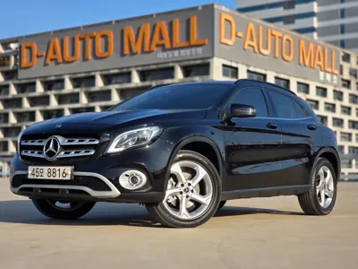Mercedes-Benz GLA-Class