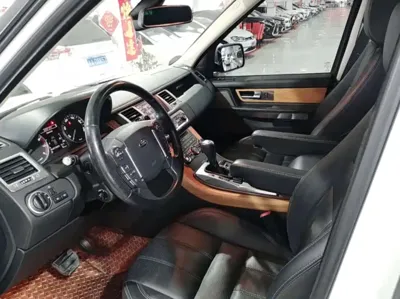Land Rover Sport