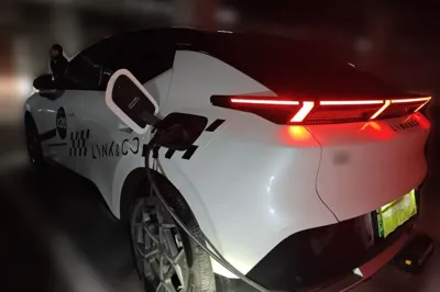 Lynk & Co Z20