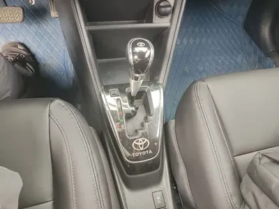 Toyota Yaris L