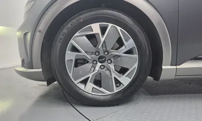 Genesis GV60