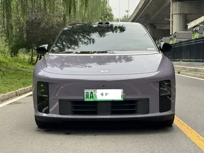 Li Auto 理想i6
