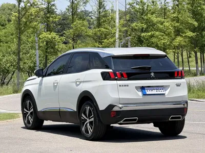Peugeot 4008