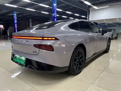 Xpeng P7