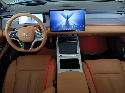 BYD 汉L