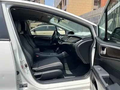 Honda Jade
