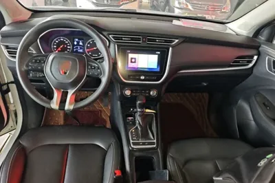 Roewe RX3