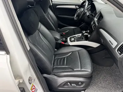 Audi Q5 (Import)