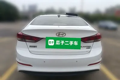 Hyundai Elantra (6th Generation