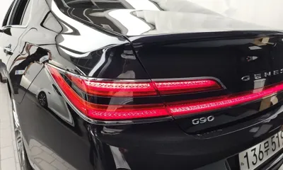 Genesis G90