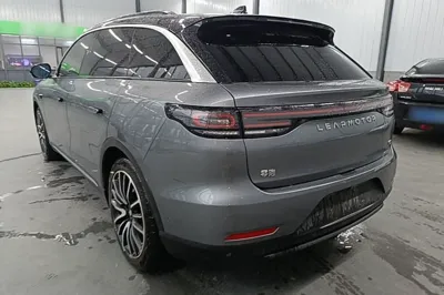 Leapmotor C11