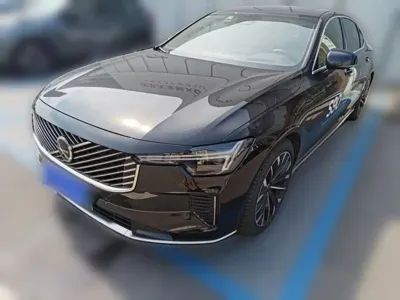Volvo S90 PHEV