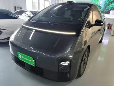Li Auto Li MEGA