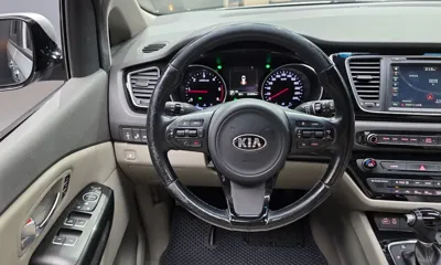Kia Canival