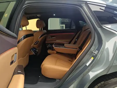 BYD 汉L