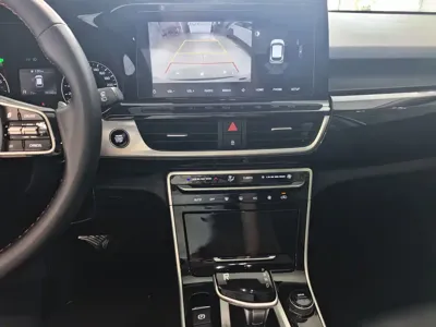 Kia KX3