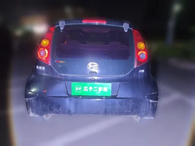BYD F0
