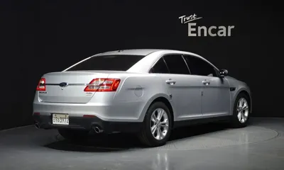 Ford Taurus