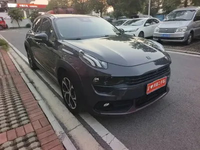 Lynk & Co 02