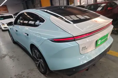 Nio ET5