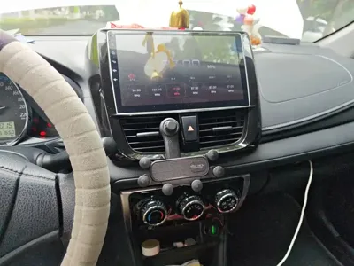 Toyota Yaris L