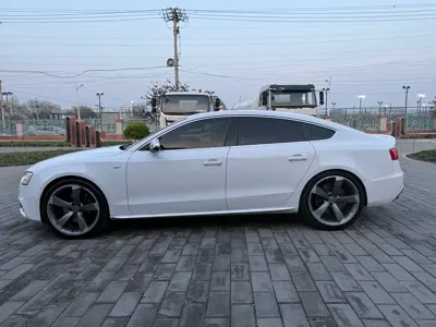 Audi S5