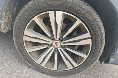 Roewe RX5