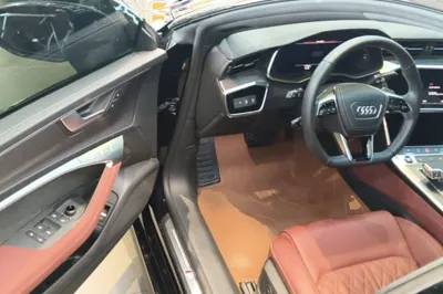 Audi A7L