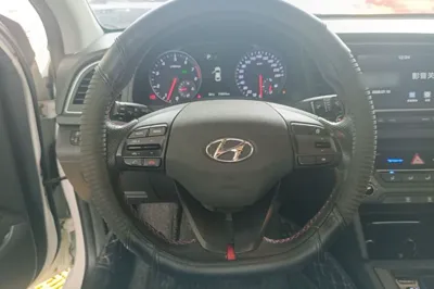 Hyundai Elantra (6th Generation