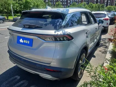 BAIC X7