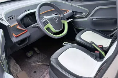 Baojun E100