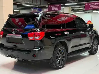 Toyota Sequoia