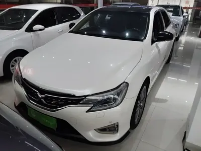 Toyota Reiz