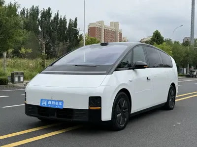 Li Auto Li MEGA