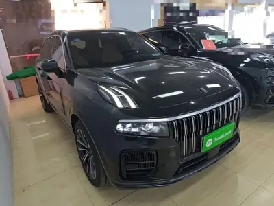 Lynk & Co 09