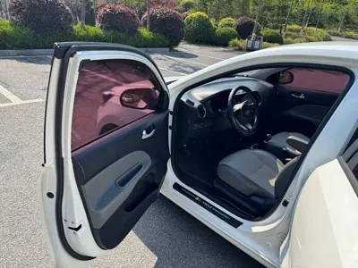 Kia K2