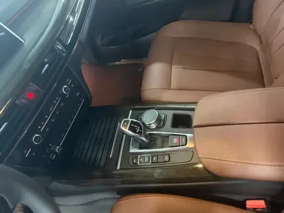 BMW X5 (Import)