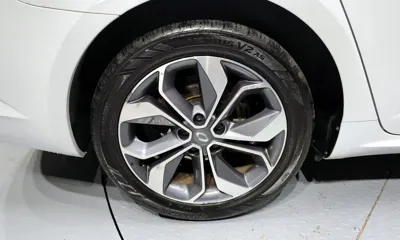 Renault-KoreaSamsung SM6