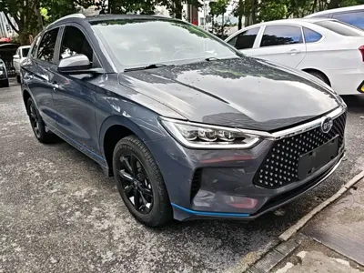 BYD e2
