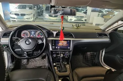 Volkswagen Lamando