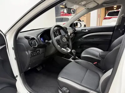 Kia KX1