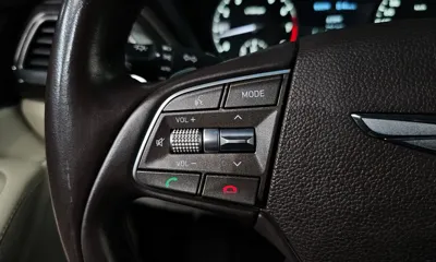 Genesis EQ900