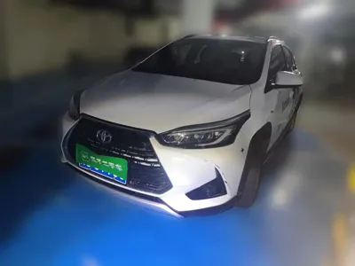 Toyota Yaris L
