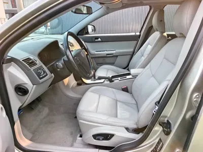 Volvo S40
