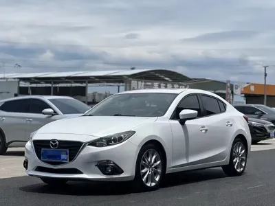 Mazda 3 Axela