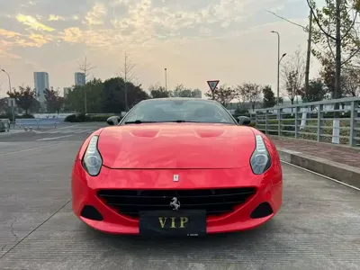 Ferrari California T