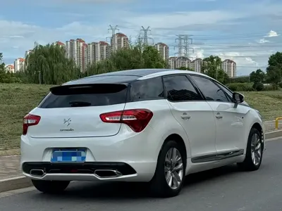 DS DS 5